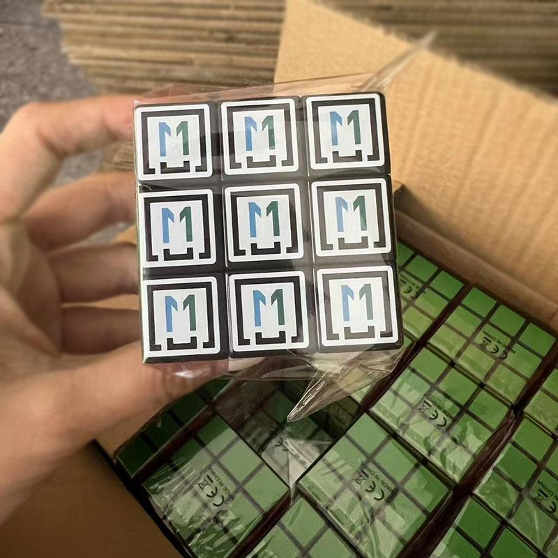 	Profilprodukt: personliga Rubiks kuber