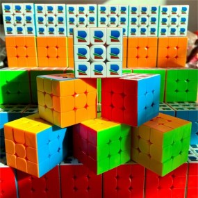 Tryck Rubiks kub – individuellt tryckt Rubiks kub – per...