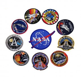 Personliga stickers & patches – skapa patches med egen ...