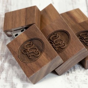 Personliga USB-minnen – tryck ditt logo på USB-sticks |...
