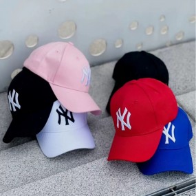 Keps med brodyr av logotyp | Beställ profilkepsar onlin...