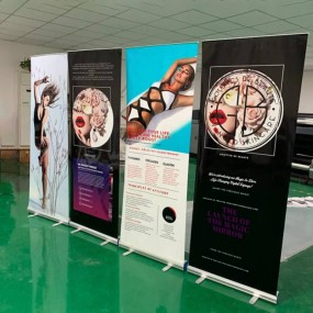 Roll-up-banner tryck | Roll-ups, banners och displaytry...