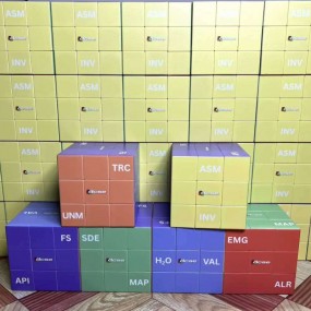 Personlig Rubiks kub – Rubiks kub som profilprodukt | T...